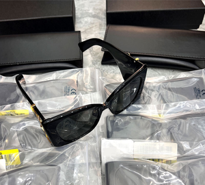 Gafas de Sol Extra Grandes para Mujer al por Mayor, Gafas de Sol de Moda con Marco Grande y Forma de Mariposa, Protección UV400, Marca Privada - Product Image 2