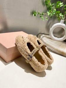 Chaussures plates confortables et légères en similicuir de haute qualité, style classique décontracté, avec boucles réglables, type ballerines. - Product Image 3