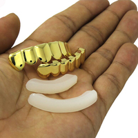Ensemble de grillz dentaires Hip Hop en laiton plaqué or, style Blues, avec dessus ajouré et dessous ajouré en forme de croc, cadeau pour fête de fiançailles, vente en gros