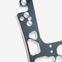 Pièces usinées CNC en aluminium et acier inoxydable anodisé noir, fabrication chinoise sur mesure, avec tolérance de précision pour support de camping-car