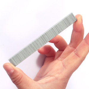 Fabbrica di Cancelleria Foska: Graffette in Metallo Argentato Galvanizzato 26/6 da 1/4 di Pollice <span class=keywords><strong>per</strong></span> Ufficio - Product Image 3