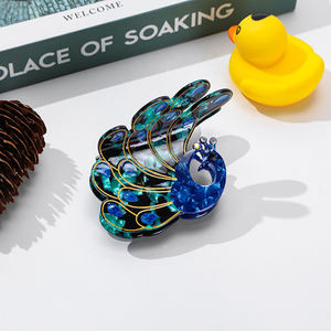 مشبك شعر جديد بتصميم فريد على شكل طاووس مصنوع من الأسيتات مع حجارة الراين، دبوس شعر لطيف على شكل حيوان، مشبك شعر على شكل سمكة قرش - Product Image 5