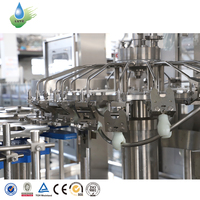 Machine automatique de remplissage et de bouchage d'eau minérale 3 en 1, ligne de production monobloc pour le lavage, le rinçage et l'étiquetage des bouteilles en PET