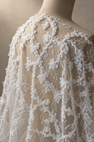 Tissu en dentelle brodée 3D à motif floral en guirlande, en polyester, léger, respirant et résistant à l'abrasion pour robes de mariée