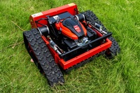 Économie de main-d'œuvre 360 °   Tondeuse à gazon hybride sur chenilles Flex 680m télécommandée 2333 ㎡ Coupe-herbe RC de 550 mm pour terrain de sport