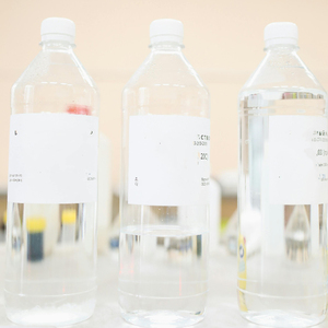 Oxidizing Agent Reagent Grade 70% Perchloric <strong>Acid</strong> <strong>HCLO4</strong> - Product Image 1