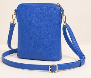 Sac de voyage tendance et moderne pour femme en cuir véritable avec fermeture éclair, grande capacité, bandoulière - Product Image 1