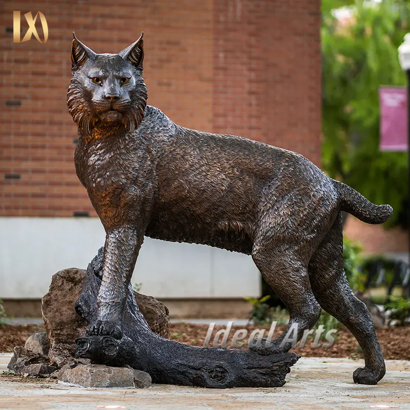 Escola ao ar livre personalizada Grande Bronze Safari Animal Wildcat Estátuas Escultura