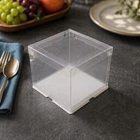 Boîte à gâteau carrée transparente pliable de 6 pouces en PET avec base blanche, design discret, emballage alimentaire sûr pour gâteaux et pains