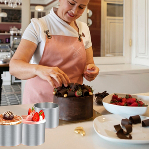 Stampo Rotondo Multimisura in Acciaio Inossidabile per Pasticceria, Biscotti, Torte, Anelli per Mousse e Impasti - Product Image 5