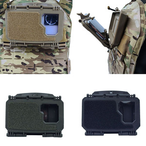 Capa Tática Universal para Celular com Suporte Integrado MOLLE e Janela de Visualização para Montagem no Peito - Product Image 2