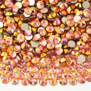 Strass en verre cristal Oleeya 2088 Premium, 8 grands et 8 petits facettes, dos plat, non thermocollants, pour décoration - Product Image 3