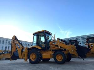 Chargeuse-pelleteuse JCB 3CX neuve d'origine, machine polyvalente, haute efficacité énergétique, plusieurs accessoires en option, assistance après-vente mondiale. - Product Image 1