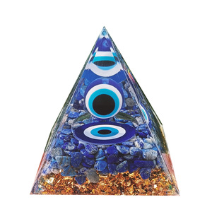 Ornement Pyramidal en Cristal Œil Turc, Décoration de Bureau en Résine, Artisanat Feng Shui, Cadeau pour Salon - Product Image 5