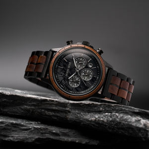 Montre-Bracelet Chronographe à Quartz pour Homme en Bois de Noyer Naturel et Acier Inoxydable avec Affichage de la Date, Design Original - Product Image 5