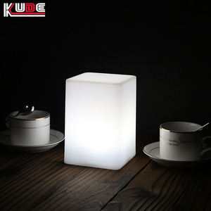 Lampe <span class=keywords><strong>de</strong></span> <span class=keywords><strong>table</strong></span> <span class=keywords><strong>de</strong></span> <span class=keywords><strong>chevet</strong></span> moderne <span class=keywords><strong>de</strong></span> style européen <span class=keywords><strong>de</strong></span> luxe rechargeable par USB - Product Image 6