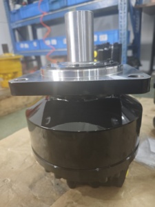 Moteur à pistons radiaux hydrauliques à faible vitesse et couple élevé Poclain MS05 MSE05, pièces de moteur de roue, compatible avec John Deere 280 Skidsteer - Product Image 3