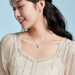 Collana con Ciondolo a Coda di Sirena per Donne, Stile Barocco, Ispirata alla Natura, Catena per Clavicola - Product Image 4