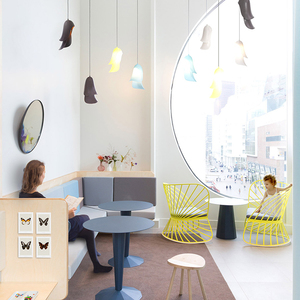 Ensemble de mobilier d'hôtel moderne pour centre urbain, panneaux en bois, chambre et salon, projet FF&E personnalisé, solutions hôtelières pour boutiques urbaines - Product Image 4