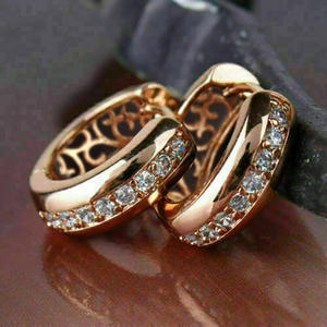 Orecchini a Cerchio DiamondE in Oro Massiccio 18K con Diamanti, Oro Rosa, Taglio Brillante Rotondo, Stile Classico per Uso Quotidiano Femminile - Product Image 3