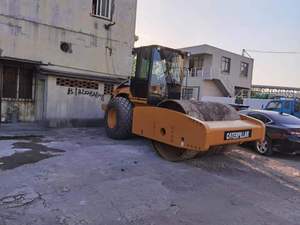 Rouleau compresseur CAT CS-683E d'occasion haute performance, 98% neuf, puissant, en excellent état, pour la construction - Product Image 2