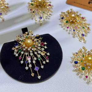 Broche de Perlas de Nanyang de 8 mm con Flores de Fuegos Artificiales Coloridos, Perla de Agua de Mar y Diamante, Pin de Regalo para Mamá y Novia - Product Image 2