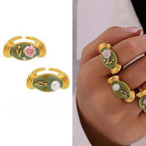 Anillo de Acero Inoxidable para Mujer con Perla Barroca y Diseño de Rueda de la Fortuna, Serie de Joyería con Galvanoplastia y Pintura al Óleo Floral, Diseño de Nicho, Venta al por Mayor - Product Image 1