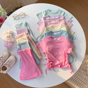 Set Estivo per Bambine con Maniche Corte e Coulisse Laterale, Pantaloni Capri in Cotone, Completo 2 Pezzi, Abbigliamento Casual per Bambine e Neonate, Vendita all'Ingrosso - Product Image 1