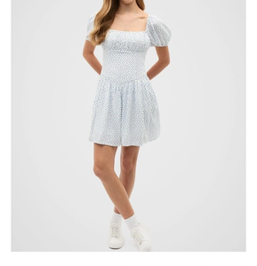 Robe en coton pour filles, vêtements d'été, conçue avec un look amusant et attrayant, tissu doux et confort facile pour les journées chaudes - Product Image 4