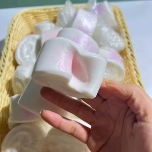 Jouets anti-stress en forme de gâteau au lait style Kawaii, mignons, à remontée lente, en PU, pour enfants, vente en gros - Product Image 3