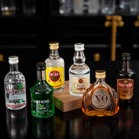 Bouteilles d'alcool miniatures de qualité alimentaire à capacité personnalisée, kits de bouteilles d'alcool pour whisky, vin, liqueur, shot