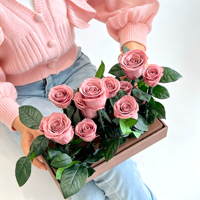 Roses éternelles en gros dans une boîte acrylique – Arrangement fait main directement de l'usine du Yunnan – Rose éternelle à vue claire – Fête des Mères