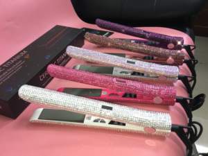 Wunderschöner 470 Grad Kristall-Strass-Haarglätter mit Bling-Effekt - Product Image 5