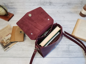 Bolso Bandolera Pequeño de Cuero para Mujer, Bolso de Hombro Morado Hecho a Mano, Bolso Personalizado Bonito, Regalo para Ella - Product Image 6