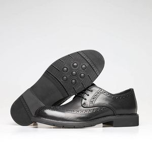 New Men's Genuine Leather <b>Closed</b> <b>Toe</b> Oxford Shoes Business Formal Wear No <b>Heel</b> Breathable Denim Color Autumn Season - Product Image 1