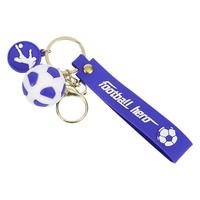 Porte-clés personnalisés en vente flash, mini porte-clés en PVC de simulation de dessin animé, football, pendentif pour sac à dos, cadeau en gros