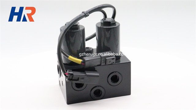 Original Excavator Spare Parts Solenoid Valve Group 4607613
