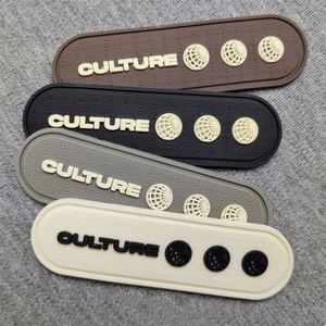 Parche de silicona 3D personalizado con logotipo de marca privada para ropa, insignia de PVC de goma suave para brazalete de avión - Product Image 1