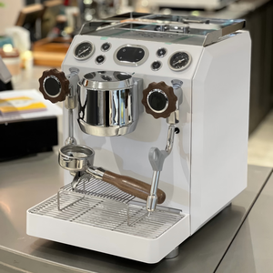 เครื่องชงกาแฟกึ่งอัตโนมัติเชิงพาณิชย์ หม้อต้มคู่ สแตนเลส พร้อมเกจวัดคู่ ปั๊มอิตาลี ขนาด 58 มม. ระดับมืออาชีพ - Product Image 4