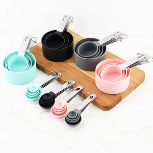 Juego de 8 Tazas y Cucharas Medidoras de Acero Inoxidable con Escala para Repostería y Cocina, Herramientas de Medición de Granos y Postres - Product Image 1