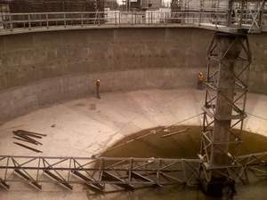 Service de revêtement FRP résistant aux produits chimiques, imperméable et anticorrosion pour réservoirs industriels, tuyaux, surfaces en béton et en métal - Product Image 3