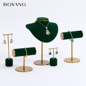 Maßgefertigter Schmuckvitrinen-Display Luxuriöse Schmuckständer-Requisiten aus Samt und Metall - Product Image 1