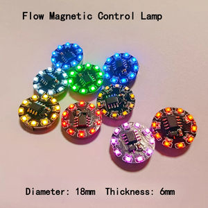 Lumière LED magnétique rotative 10 couleurs avec batterie CR1632 pour modèles, commande par interrupteur magnétique - Product Image 2