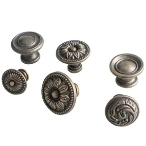 Poignée ronde de tiroir monotrou en bronze de <span class=keywords><strong>style</strong></span> simple et moderne pour armoires de cuisine et portes de commodes antiques européennes - Product Image 1