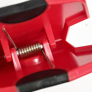 Plastic T-Shirt Clips Magnetic Convenient Garment Holders For Clothing Display Customizable Logo Available - Product Image 4