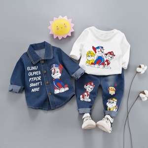 Marché de gros chinois : Ensemble de vêtements pour enfants, trois pièces, style décontracté, imprimé cartoon, ensemble jean pour garçon - Product Image 3