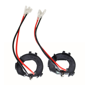 TAOCHIS - Clip de fixation pour <span class=keywords><strong>ampoule</strong></span> LED <span class=keywords><strong>H7</strong></span> pour voiture - <span class=keywords><strong>Support</strong></span> pour <span class=keywords><strong>Volkswagen</strong></span> Golf5 MK5 GTI Jetta - Adaptateur de douille pour <span class=keywords><strong>ampoule</strong></span> LED - Product Image 1