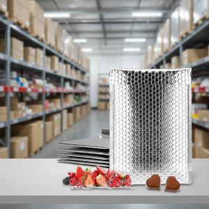 Sobre de Burbujas de Polietileno Personalizado y Resistente con Acabado Negro Metálico, Ecológico, Seguro, Impermeable y Reciclable para Embalaje Logístico - Product Image 1