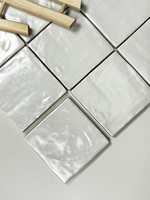 Carreaux muraux en céramique 100x100 style rétro moderne, petits carreaux carrés, finition crème nacrée, antidérapants, garantie 5 ans, pour salle de bain et cuisine de style médiéval