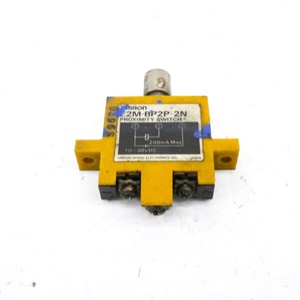 Capteur de niveau <span class=keywords><strong>E2M</strong></span>-BP2P-2N série <span class=keywords><strong>E2M</strong></span> PNP 10-30VDC PLC - Product Image 1